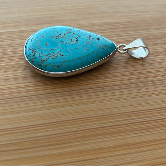 Silver Turquoise Blue Large Stone Pendant - Picture 8 of 10